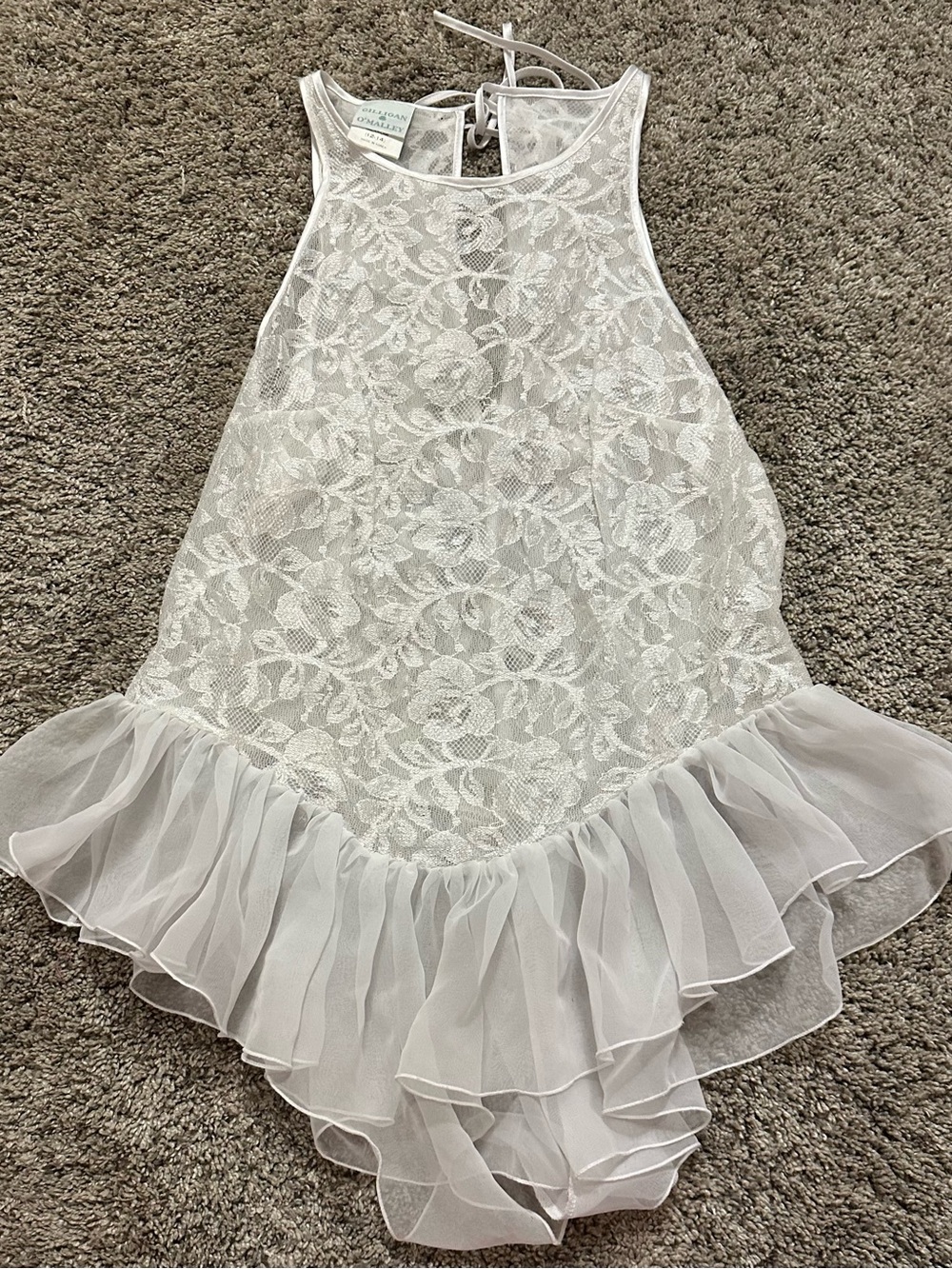 Vintage Y2K Gilligan & O'Malley white lace teddy bodysuit with ruffle hem